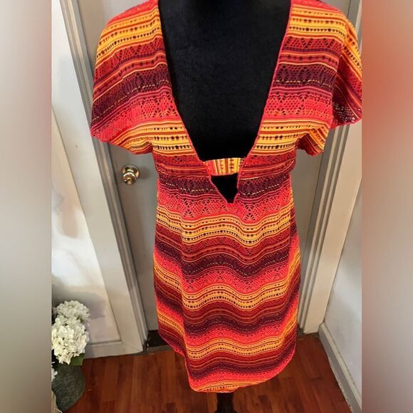 BECCA Swimwear Coverup
Multicolor Size M/L. - Picture 1 of 11